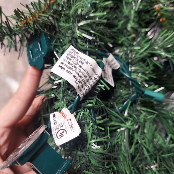 Blue and silver poinsettia wreath with lights - Picture 7 of 16